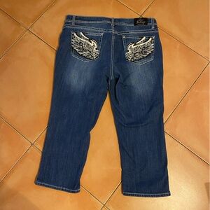 LOVE INDIGO Premium capris. Size 14. Nice design on the pockets.